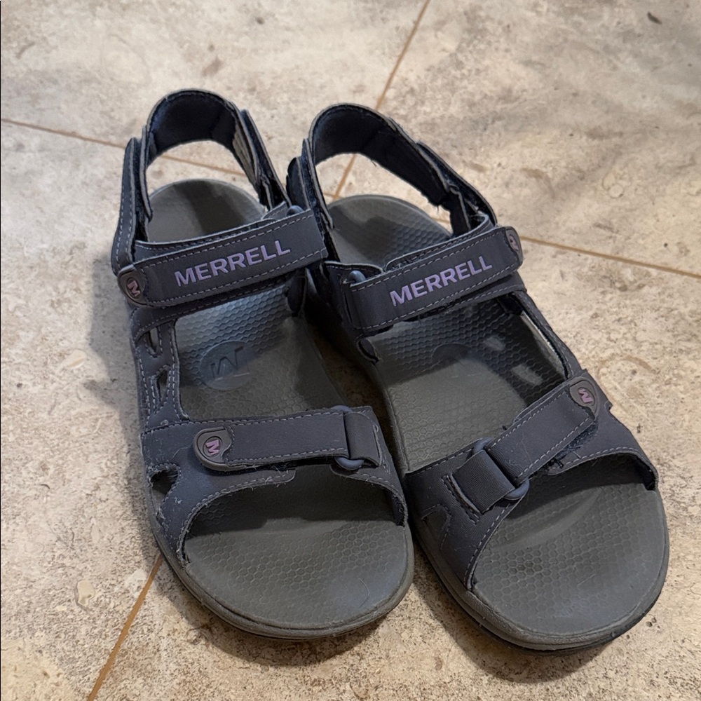 Merrell women Charcoal Gray Sandals